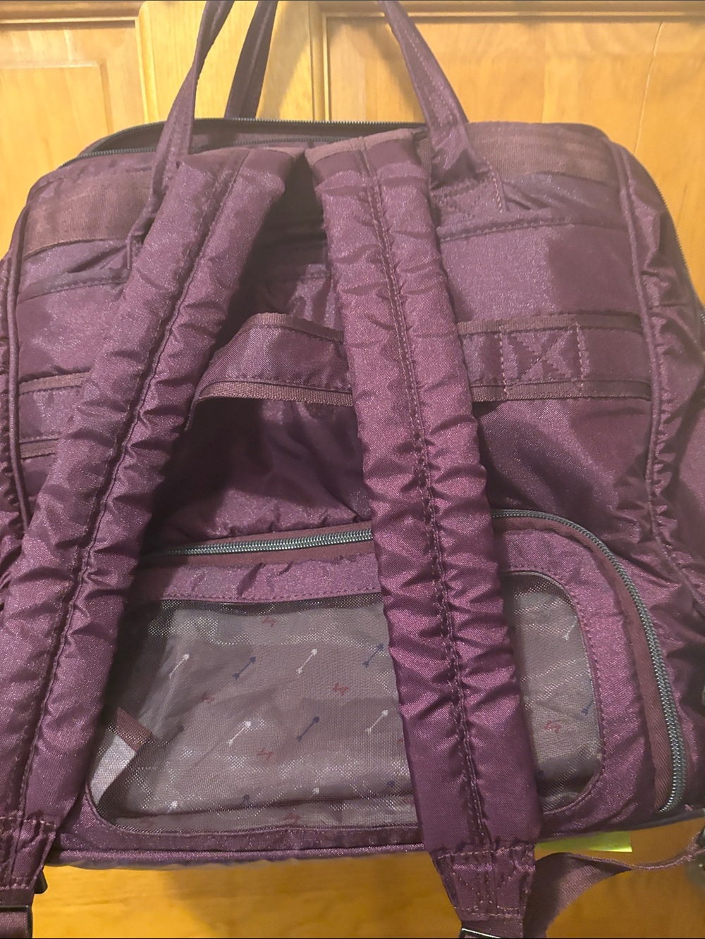 Lug Via Travel Tote with Multiple Zippered Front Pockets. Dual tote/backpack - Picture 8 of 8